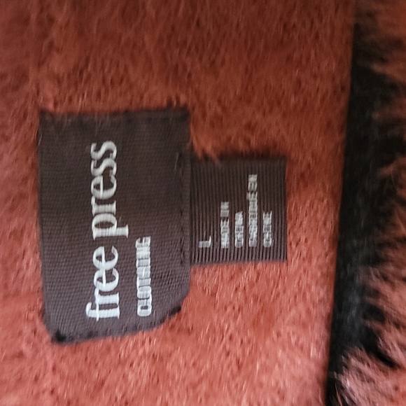 Free Press Sweet Twee Modest Preppy  soft and fuzzy sweater NWT large - Picture 3 of 6